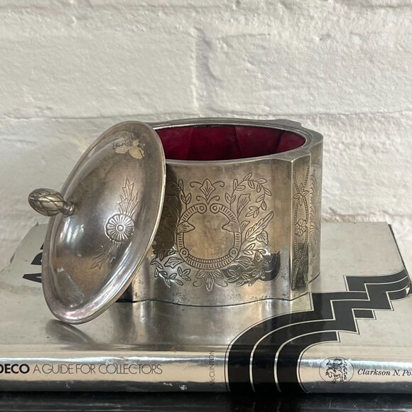 Vintage Godinger Silver-Plated Jewelry Box with Red Velvet Lining - Picture 8 of 11